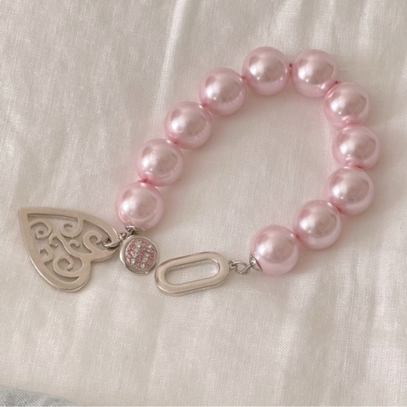 Pink Pearls Bracelet Heart Charm With Rhinestones Silver Tone Hardware One Size - Picture 3 of 7